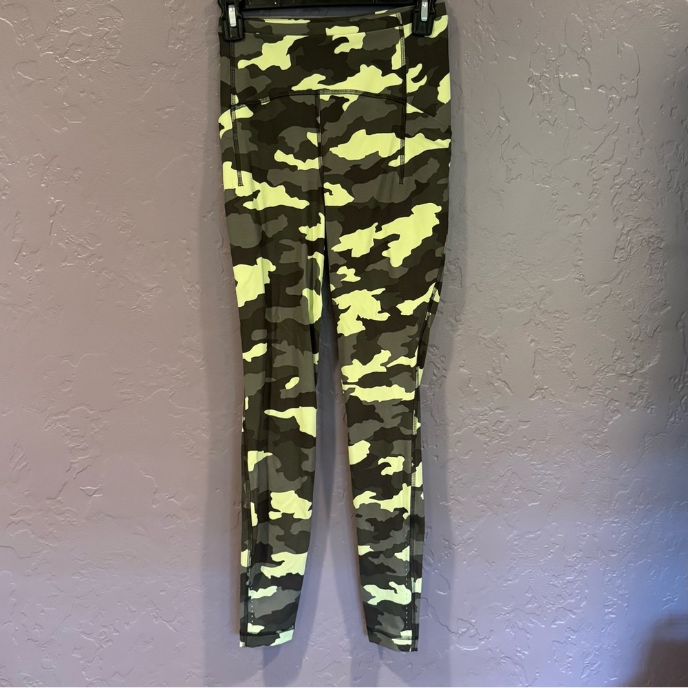 Lululemon Athletica Green Camouflage Leggings - 4 - Picture 2 of 4